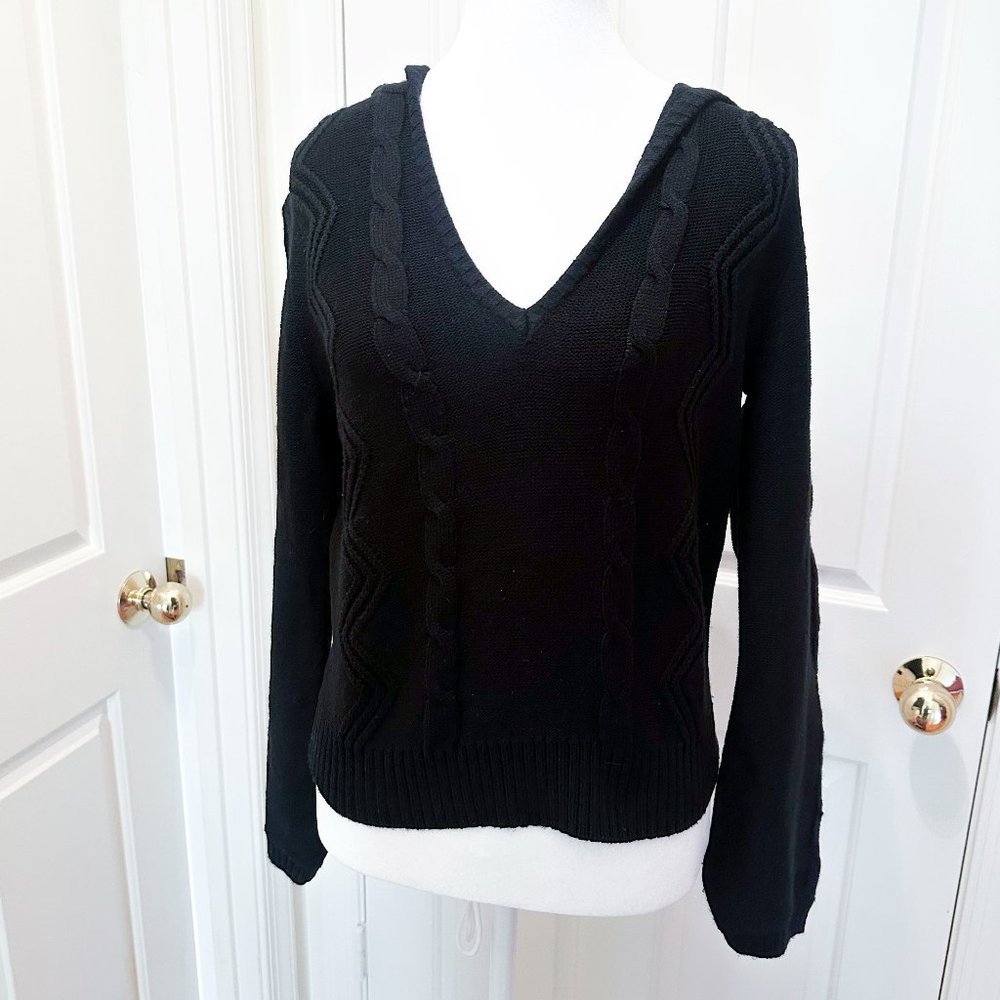 Nicole by Nicole Miller Hooded Cable Knit Pullover Sweater / Black / V-Neck / S